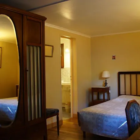 Le Moulin D'ande Bed & Breakfast 3*