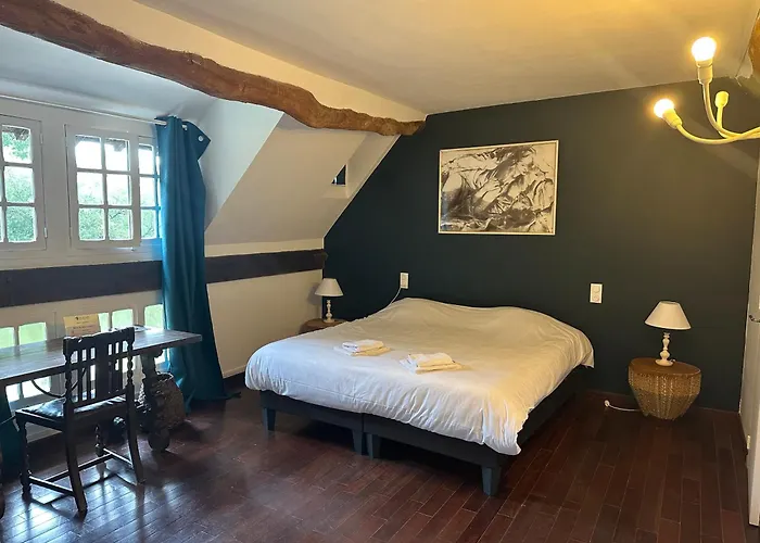 Le Moulin D'andé Bed & Breakfast 3*