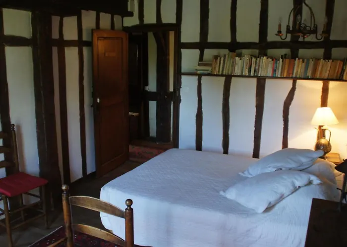 Le Moulin D'andé Bed & Breakfast