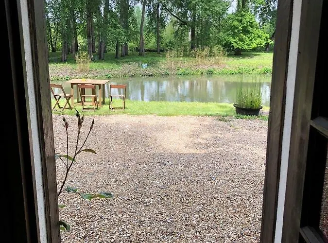 Le Moulin D'andé Andé